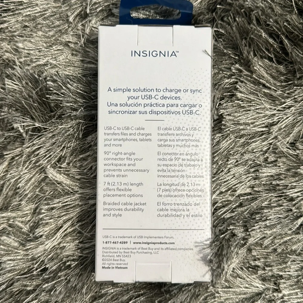 Insignia USB-C to USB-C Braided Charging Cable